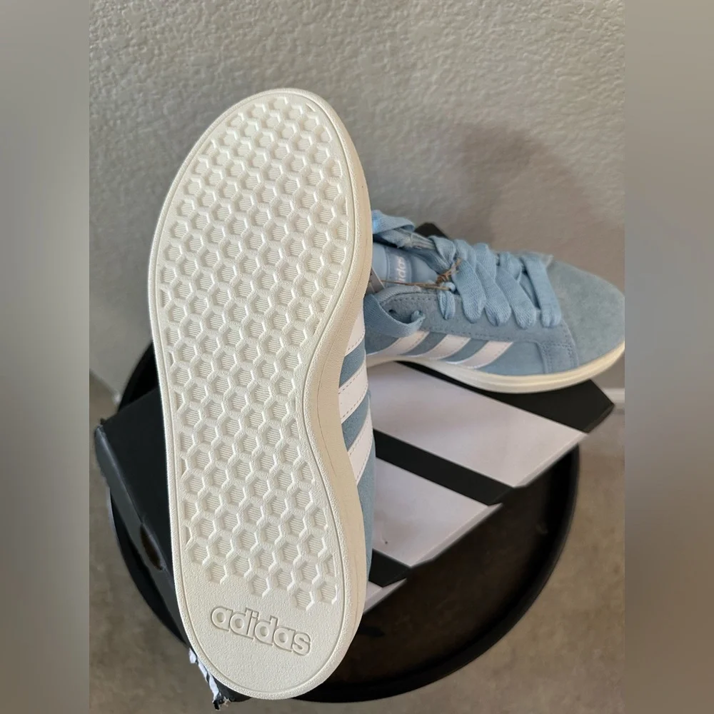 NIB Adidas Grand Court Base
